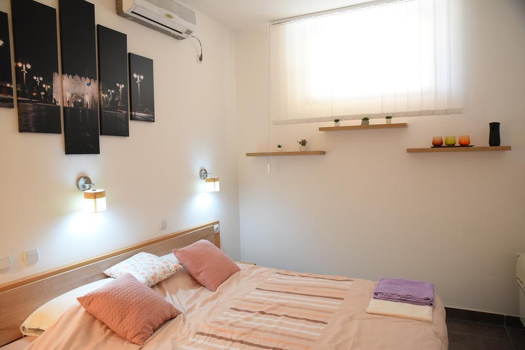 Mps Lux Apartments Ni Buitenkant foto